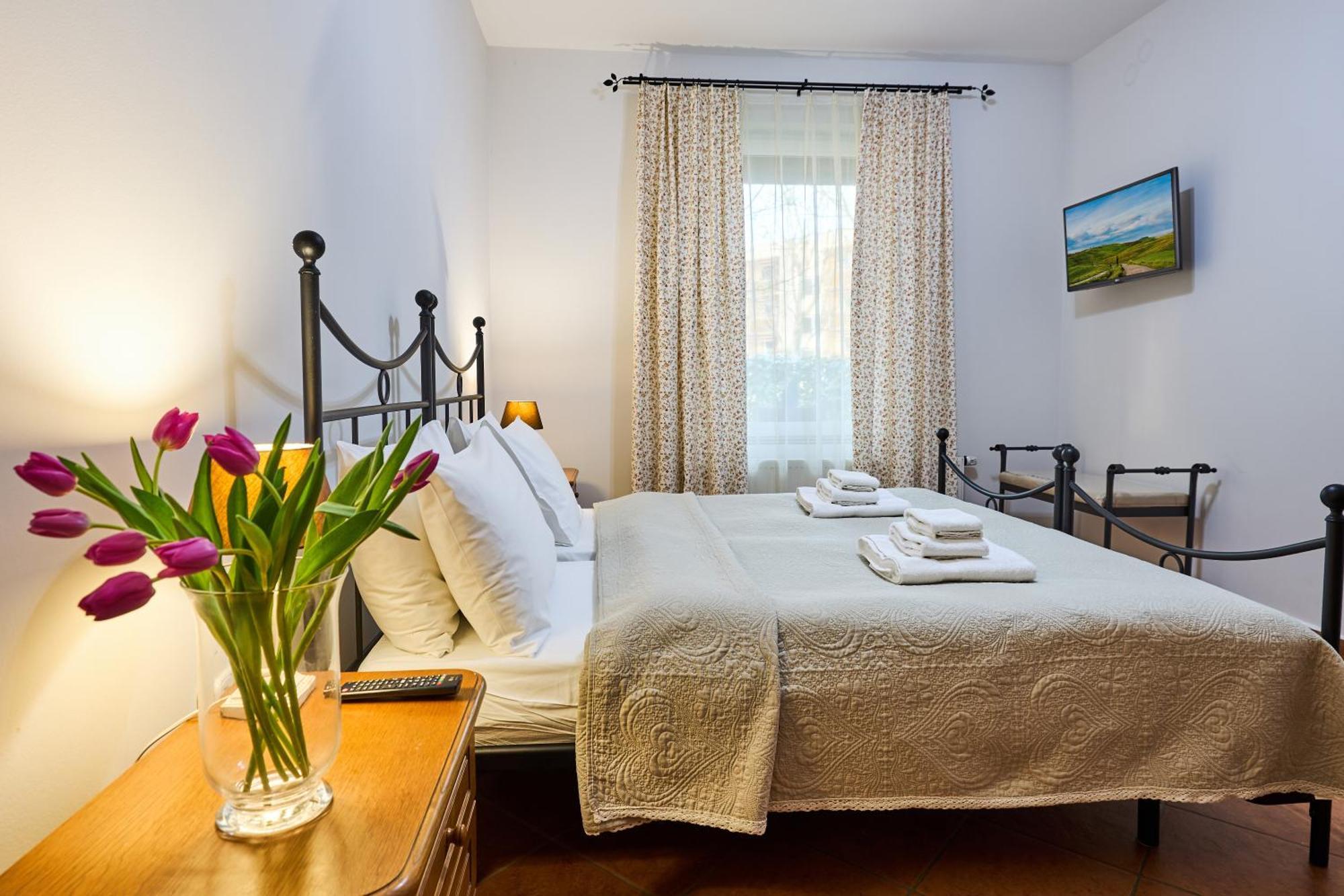 Villa Toscana Hajdúszoboszló Εξωτερικό φωτογραφία